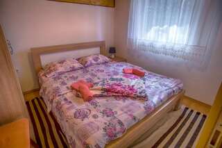 Дома для отпуска Vuković Accommodation Жабляк Дом с 3 спальнями-11